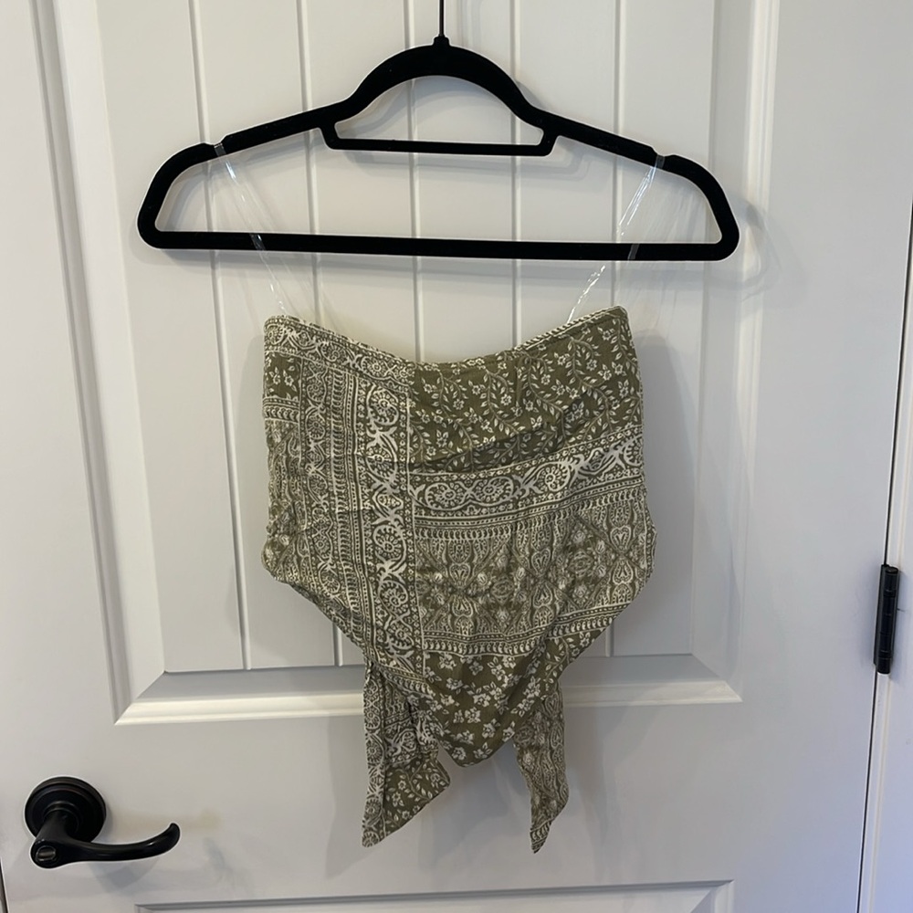 ❌ S O L D ❌ Brand New Bandana Top